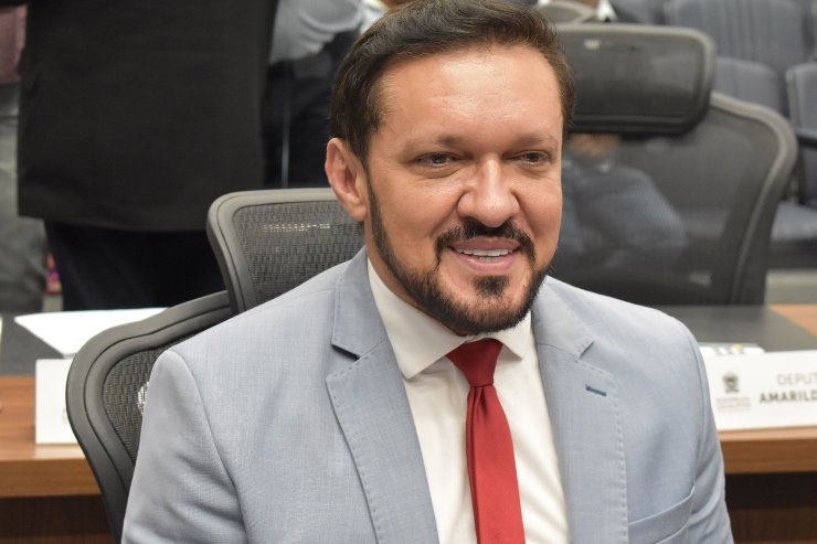 Imagem: Deputado Lucas de Lima, autor da proposta, argumenta que é preciso encontrar meios para facilitar o acesso à educação superior 