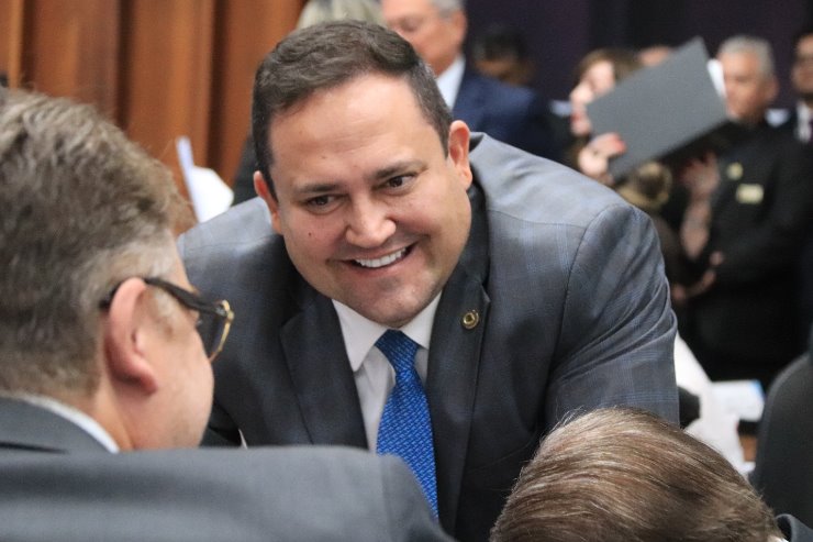 Imagem: Deputado Marcio Fernandes durante sessão nesta quinta-feira 