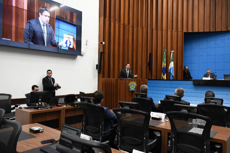 Imagem: Nesta manhã, as ocupações no campo por movimentos sociais foi um dos temas debatidos