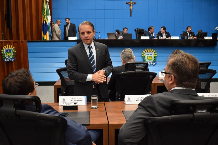 Imagem: Os líderes representam diversos blocos, bancadas e grupos na Assembleia Legislativa