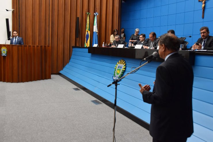 Imagem: Assunto foi puxado na tribuna por Pedrossian Neto; Zé Teixeira fez sugestões