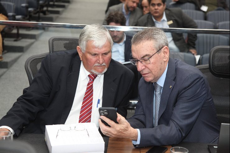 Imagem: Deputados Zeca do PT e Paulo Corrêa representarão o Poder Legislativo de MS em evento que será realizado na próxima semana na Argentina