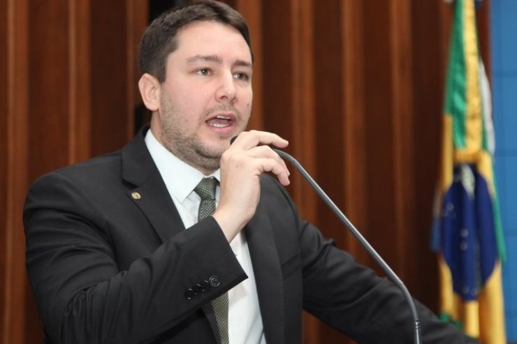 Imagem: Deputado João Henrique apresentou hoje três projetos para aumentar a segurança em escolas e universidades públicas