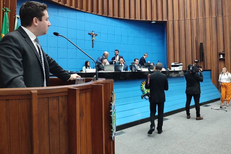 Imagem: João Henrique puxou o assunto na tribuna durante sessão desta quarta-feira 