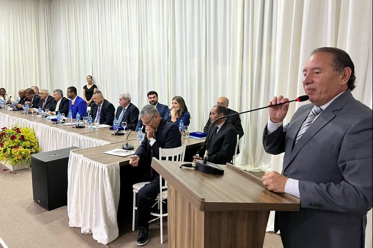 Imagem: Deputado Gerson Claro discursou durante homenagem em Anastácio