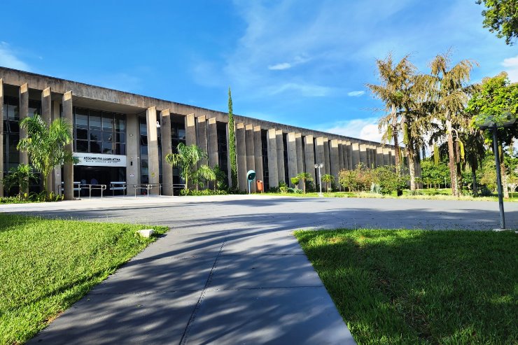 Imagem: Assembleia Legislativa de Mato Grosso do Sul terá ponto facultativo devido às comemorações de Corpus Christi e Dia de Santo Antônio