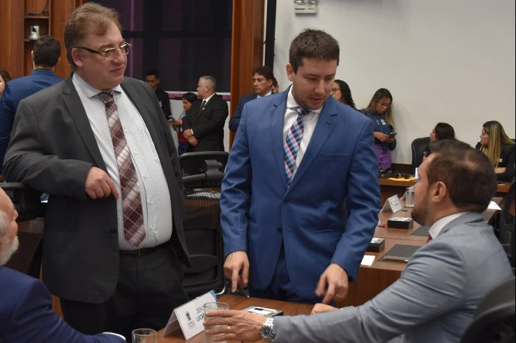 Imagem: As novas leis são de autoria dos deputados João Henrique e Lucas de Lima