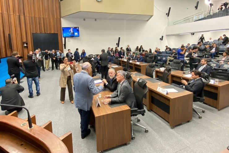 Imagem: A sessão ordinária tem início a partir das 9h e é transmitida ao vivo