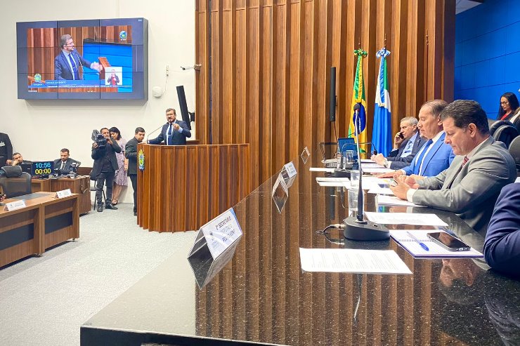 Imagem: Na penúltima sessão antes do recesso parlamentar, os deputados estaduais apreciaram seis matérias