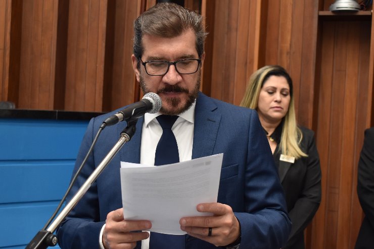 Imagem: Deputado Pedro Kemp, autor do projeto: "O objetivo é ampliar o sistema de proteção ao acesso e dignidade do trabalho, criando mais uma barreira à prática do preconceito"