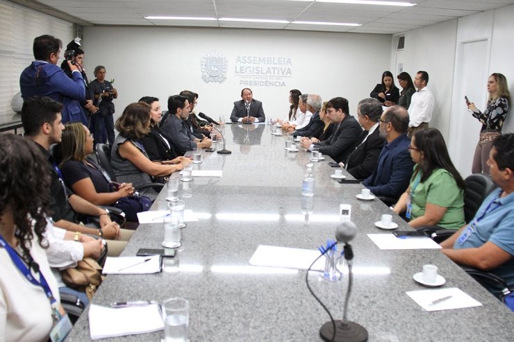 Imagem: Legislativo Estadual propõe reflexão acerca da cidadania e desenvolvimento sustentável aos estudantes do Ensino Médio