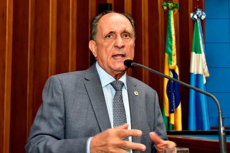 Imagem: Deputado Zé Teixeira ainda apresentou projeto de lei durante sessão plenária