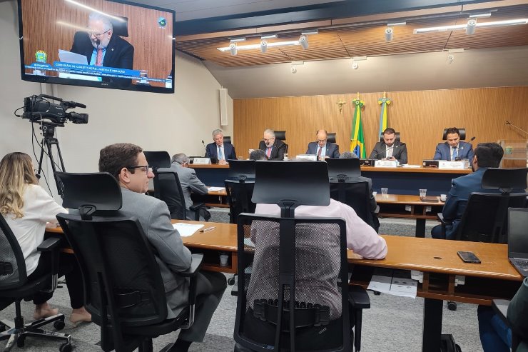 Imagem: As reuniões da CCJR acontecem às quartas, a partir das 9h, no Plenarinho Deputado Nelito Câmara