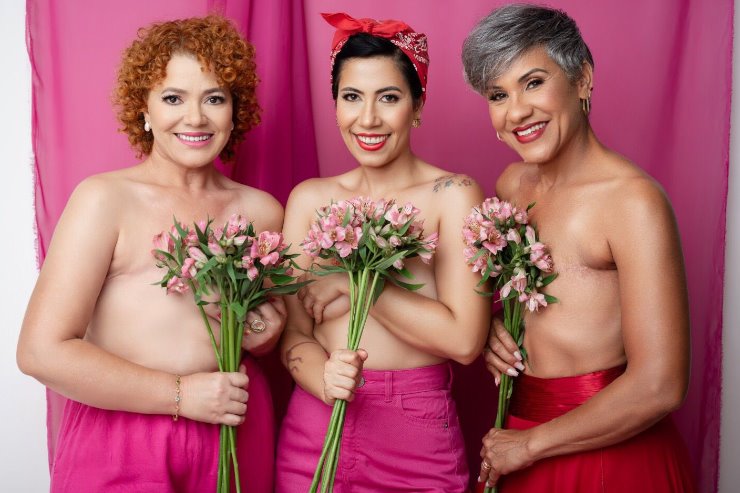 Imagem:  Ilma Teodoro, Eliza Montes e Emily Coffacci são embaixadoras da Campanha Outubro Rosa do Hospital de Câncer Alfredo Abrão