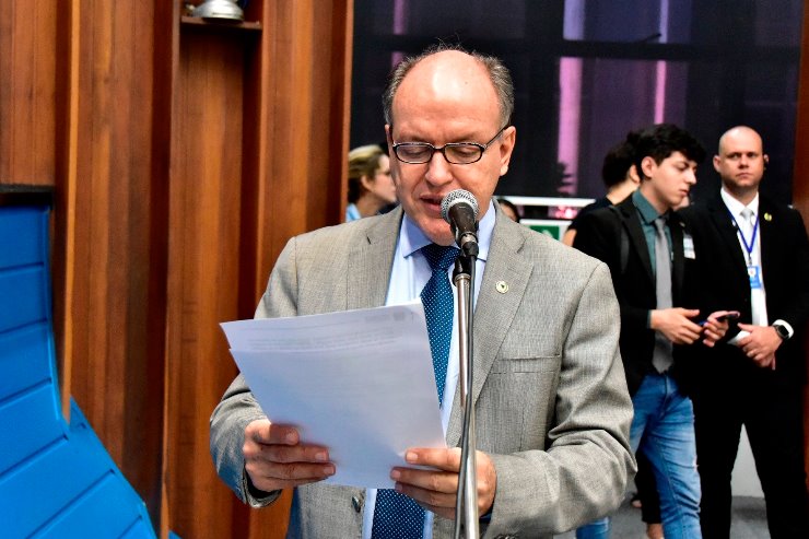 Imagem: O deputado Junior Mochi é autor da lei que resguarda os direitos do consumidor