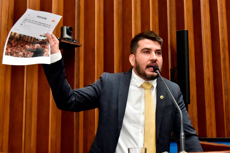 Imagem: O deputado Rafael Tavares abordou o delicado tema na tribuna, durante a sessão plenária