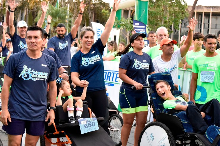 Imagem: Festa da confraternização e cuidado com a saúde, a Corrida dos Poderes também foi um evento de inclusão e solidariedade