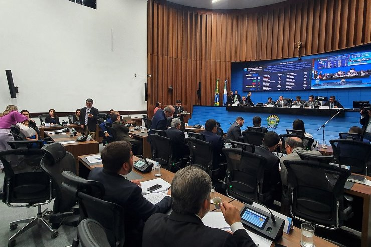 Imagem: Seis proposições foram analisadas pelos deputados e deputadas durante a última sessão plenária da semana