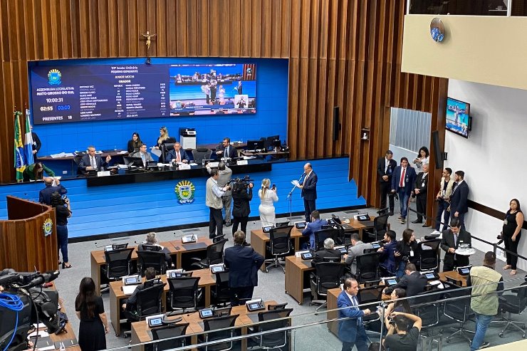 Imagem: Plenário Deputado Júlio Maia, da Assembleia Legislativa de Mato Grosso do Sul, onde os parlamentares apreciam as propostas 