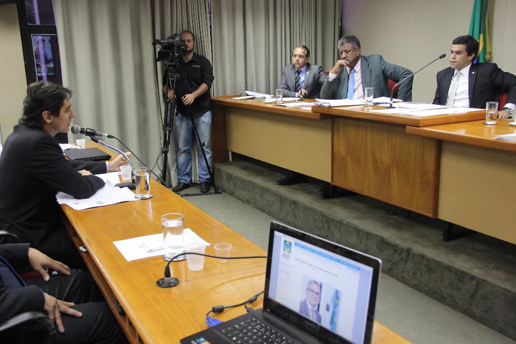 Imagem: Representantes da ANP e do Procon/MS estiveram presentes na CPI dos Combustíveis