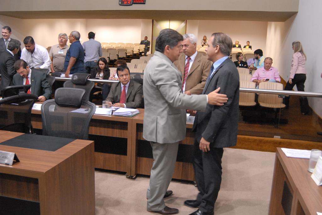 Imagem: Coronel David foi recepcionado com condolências por outros parlamentares