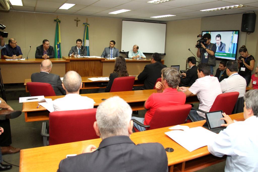 Imagem: Representantes de 20 entidades se reúnem nesta quinta-feira na Assembleia Legislativa para debater assuntos relacionados a regularização fundiária no 