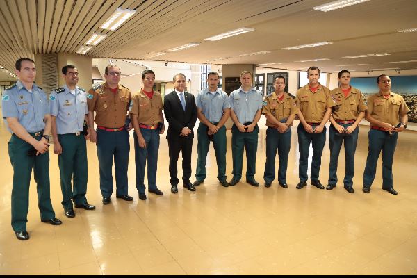 Imagem: Militares prestigiaram a sessão ordinária na Assembleia Legislativa, nesta quarta-feira (27)