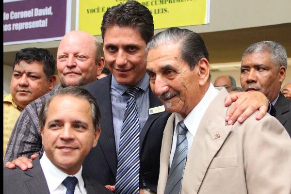 Imagem: Coronel David entrega Medalha Coronel Adib nesta quinta-feira (9) no Rubens Gil de Camilo