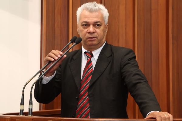 Imagem: Cabo Almi: "Temos que garantir assistência às famílias carentes diante do luto de entes queridos"