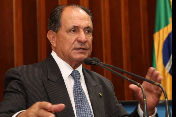 Imagem: O 1º secretário Zé Teixeira é o autor do Projeto de Lei