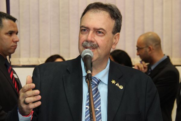 Imagem: O deputado Dr. Paulo Siufi é autor da nova Lei