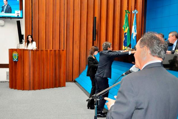 Imagem: Mara e Zé Teixeira comemoraram os avanços obtidos pela Caravana da Saúde