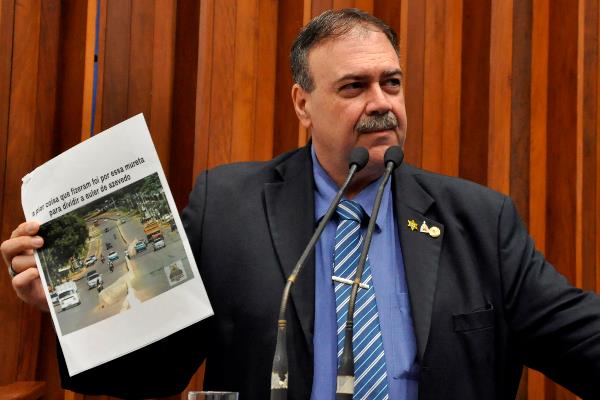 Imagem: Deputado solicitou ajustes para resolver a situação