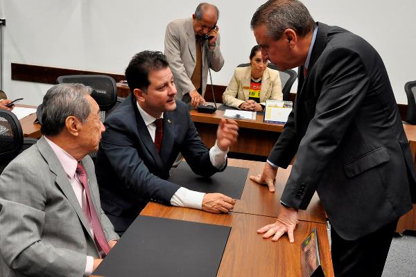 Imagem: Renato Câmara explicou que a proposta foi compilada após intenso trabalho de Frente Parlamentar