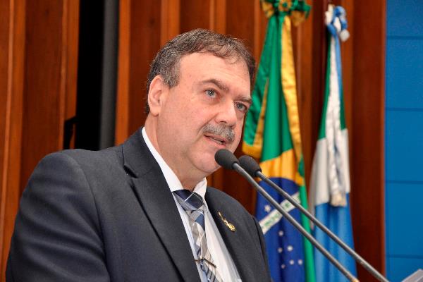 Imagem: Autor das propostas, deputado Dr. Paulo Siufi, acredita que cursos a distância coloquem em risco a saúde dos pacientes