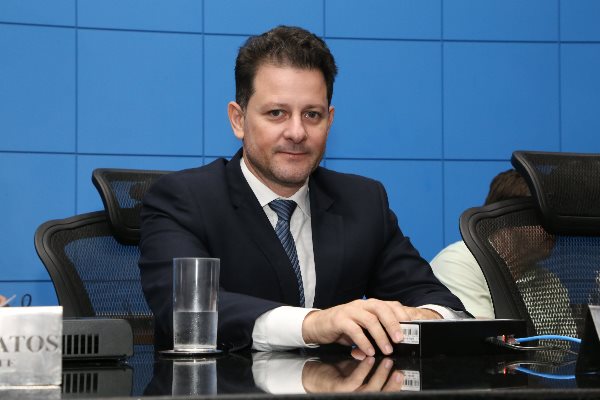 Imagem: Proposição é de autoria do deputado Renato Câmara