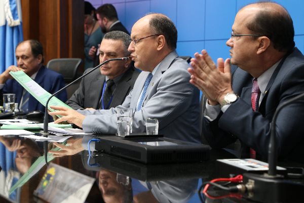 Imagem: Deputados estaduais estrearam esta semana sistema de votação eletrônica por biometria