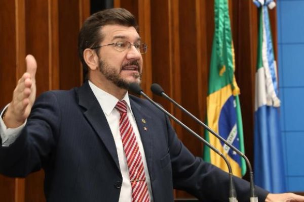 Imagem: Kemp: "Se fosse interesse do Governo, o projeto de reajuste já deveria ter contido a incorporação do abono"