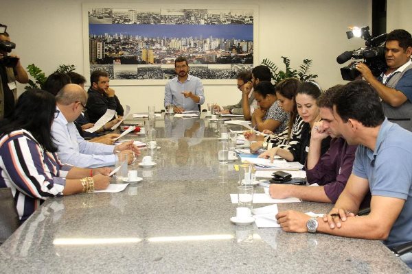 Imagem: Reunião ocorreu na sala da Presidência