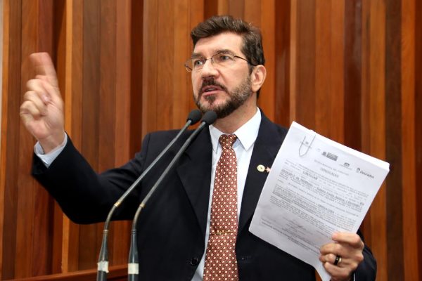 Imagem: "Salve os povos indígenas", comemorou Kemp