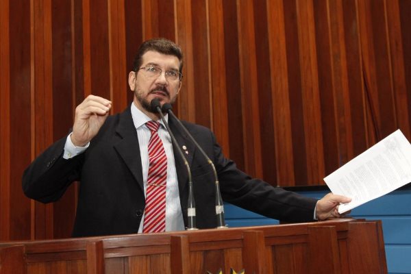 Imagem: A Mesa Diretora promulgou a Emenda Constitucional 74, e a publicação está no Diário Oficial desta quarta-feira 