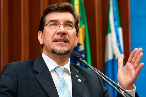 Imagem: Kemp comemorou afastamento do deputado federal