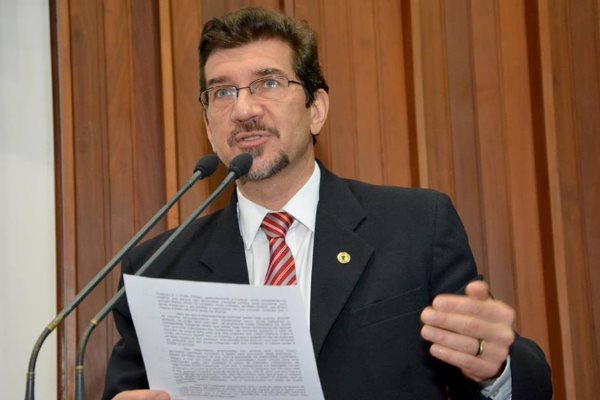 Imagem: Kemp leu carta sobre conflitos pela terra