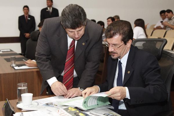 Imagem: Kemp quer permanência dos professores cedidos às entidades que atendem alunos com deficiência