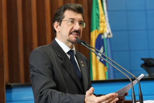 Imagem: As farmácias e drogarias do Estado de Mato Grosso do Sul ficam obrigadas a manter recipientes para a coleta de medicamentos