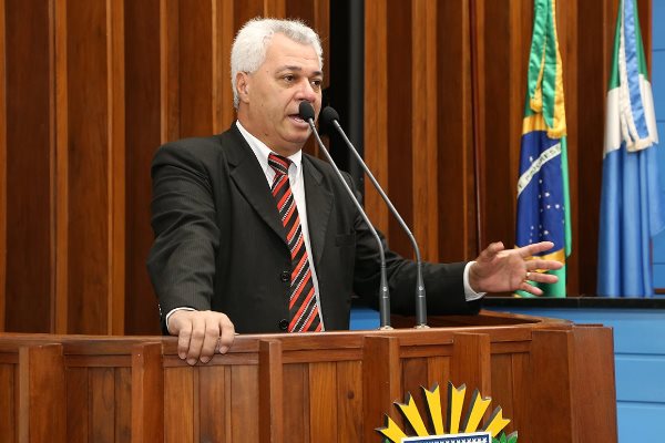 Imagem: Cabo Almi apresentou proposta que beneficia mototaxistas e solicitou o recapeamento de estradas 