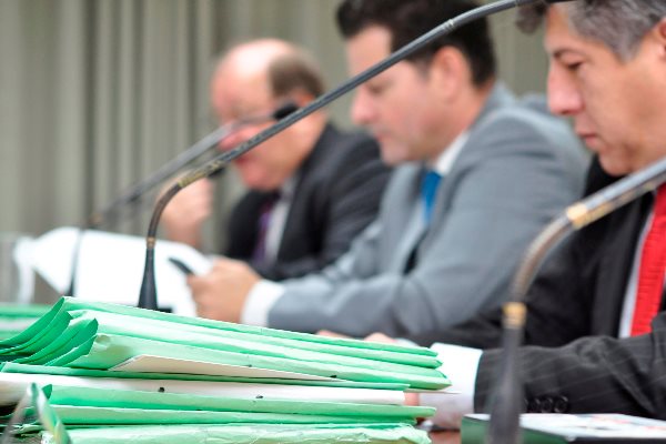 Imagem: As reuniões da CCJR acontecem toda quarta-feira, às 8h, no Plenarinho