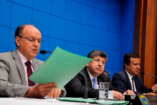 Imagem: Parlamentares devem votar quatro propostas na sessão ordinária desta terça