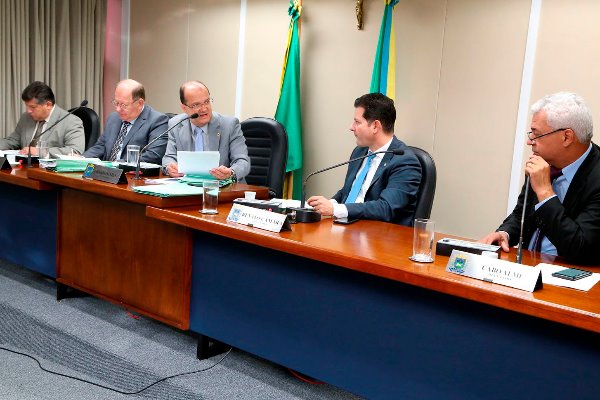 Imagem: Mais de dez matérias foram analisadas na reunião da CCJR realizada hoje