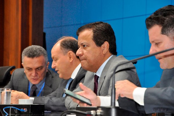 Imagem: Propostas de lei são votadas durante a Ordem do Dia